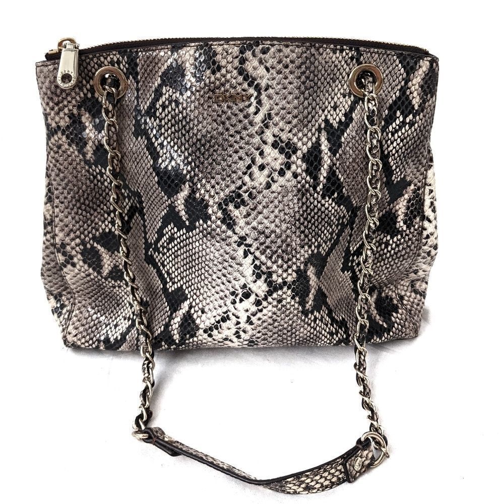 DKNY authentic purse 100 % Genuine Leather